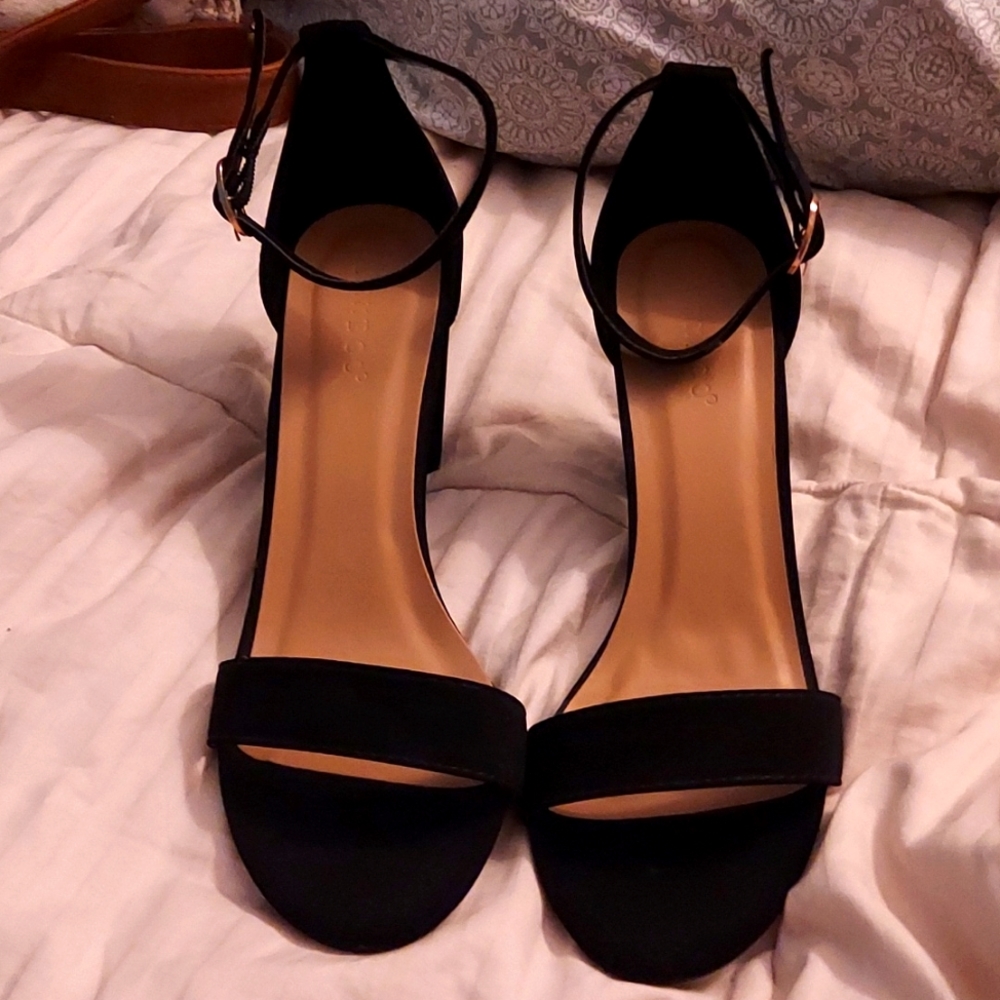 Black Wedge heels